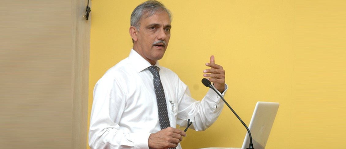 Ameet Patel decodes capital gains at Moneylife Foundation seminar